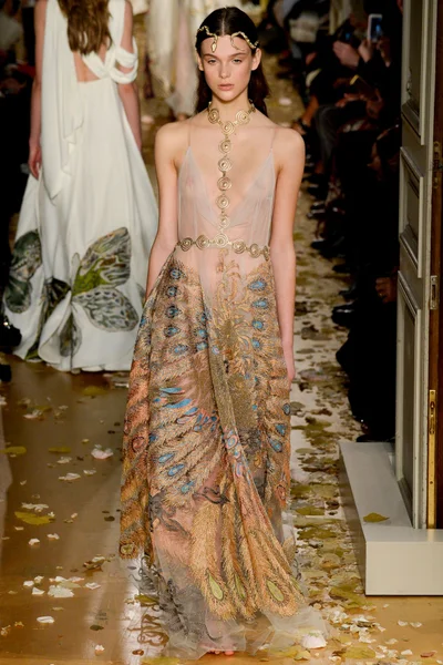 Look 26